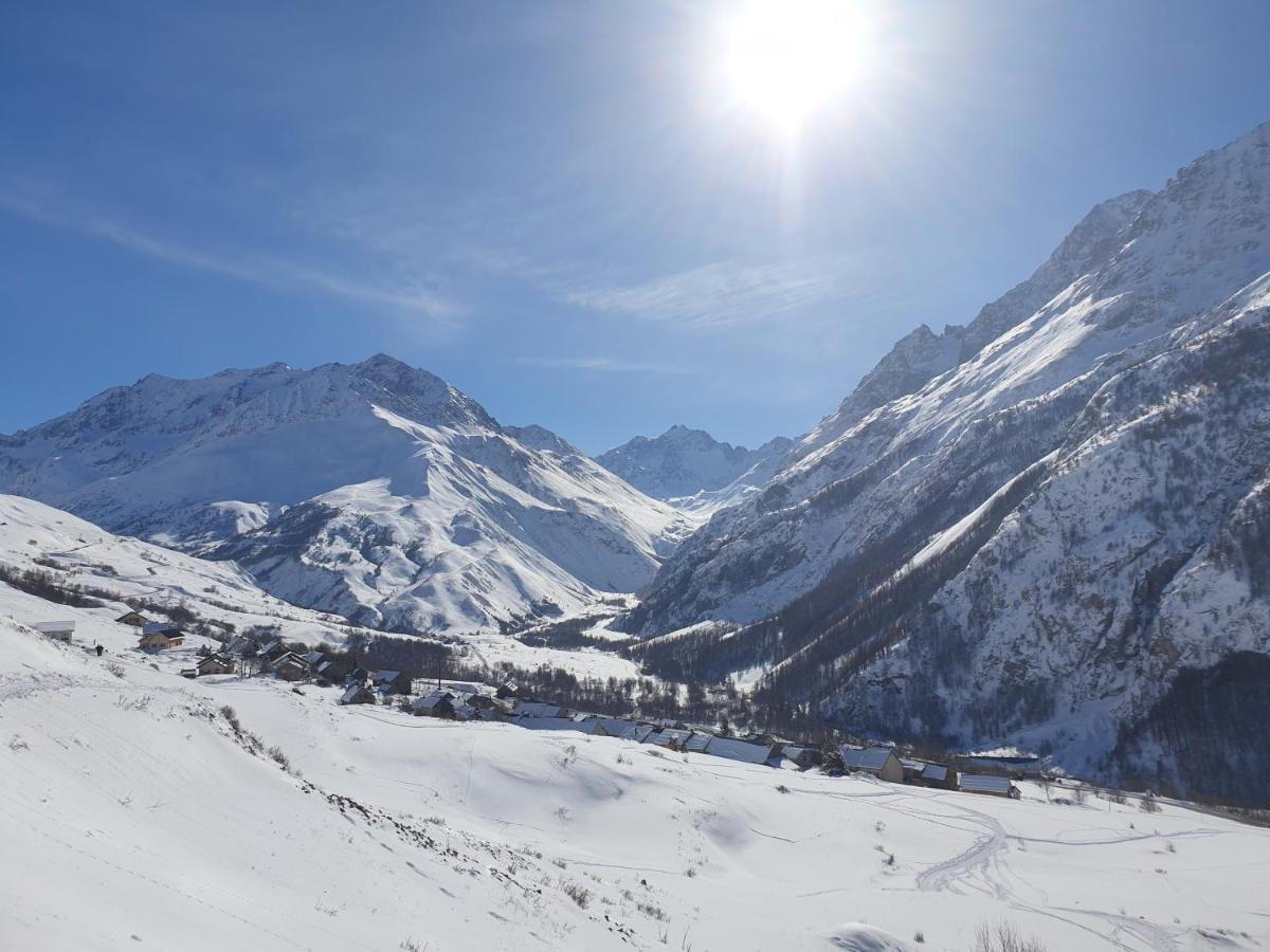 Appartement A La Montagne Villar-dʼArène Exteriör bild